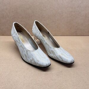 California Magdesians Pumps Wome 9N Cream Gold Snakeskin Lucite Heel Vintage 90s